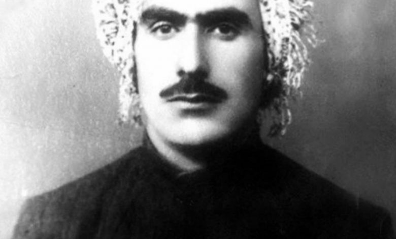 مام هەژار چۆن پشکووت؟